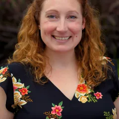 Laura Aileen Sauls Headshot