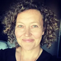 Ginger Allington Headshot