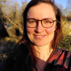 Fenna Otten Headshot