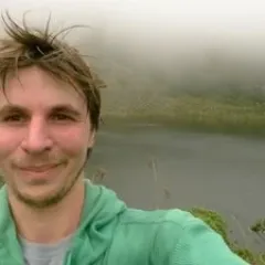 Leandro Macchi Headshot