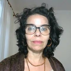 Marise Horta Headshot