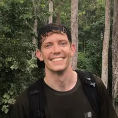 Joss Lyons-White Headshot