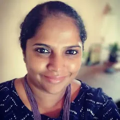 Nita Shashidharan Headshot