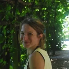 Marion Pfeifer Headshot