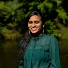 Dina Rasquinha Headshot