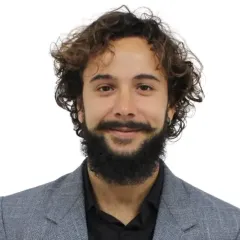 Gibran Oliveira Headshot