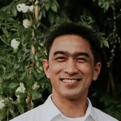 Jose Don De Alban Headshot