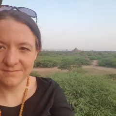 Stephanie Jaquet Headshot