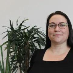 Jennifer Koch Headshot