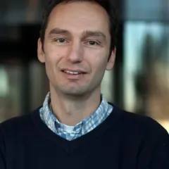 Peter Verburg Headshot