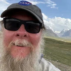 Geoff Henebry Headshot