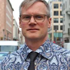 Jonas Nielsen Headshot