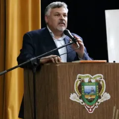 LORENZO LOPEZ Headshot