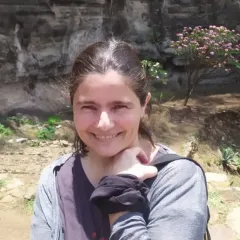 Adriana C. Flores-Dí­az Headshot