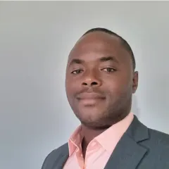 Benedictus Freeman Headshot