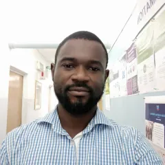 Emmanuel Wunude Headshot