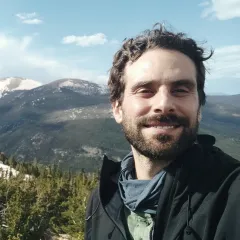 Javier Fajardo Headshot