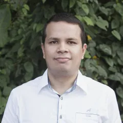 Antonio Fonseca Headshot