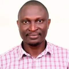 Oluwatobi Olaniyi Headshot