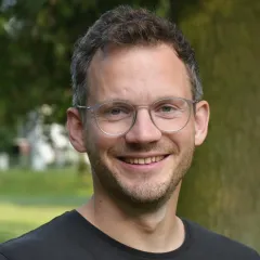 Matthias Baumann Headshot