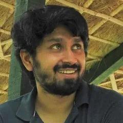 Amit Kaushik Headshot