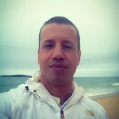 Jasiel Neves Headshot