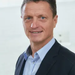 Michael Obersteiner Headshot