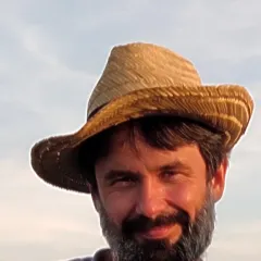 Robert Pazur Headshot