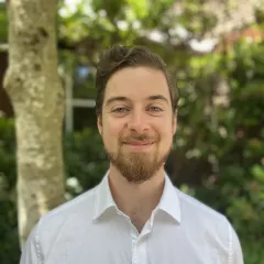 Jeremy Allen Headshot