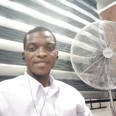 Ismail Olajide Headshot