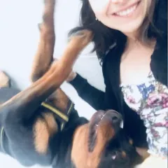 Marcela Cely-Santos Headshot