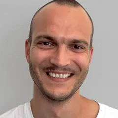 Kaspar Hurni Headshot
