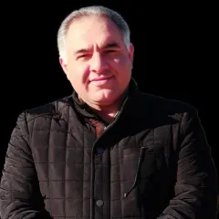 Kamran Nasirahmadi Headshot