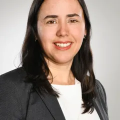 Daniella Schweizer Headshot