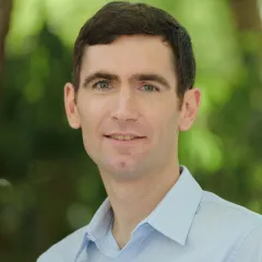 Alex Zvoleff Headshot