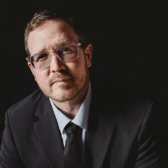 Richard Shaker Headshot