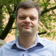 Thomas Goda Headshot