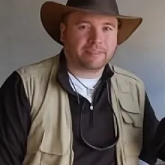 Ted Lawrence Headshot