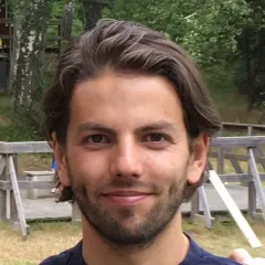 Daniel Ospina Headshot