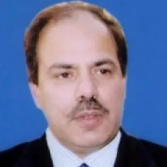 Shakil Romshoo Headshot