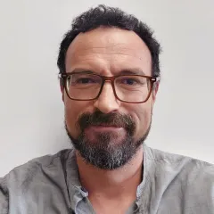 Diego Valbuena Headshot