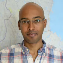 Hakim Abdi Headshot