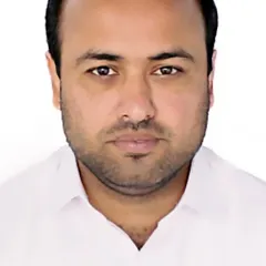 ALI SHABBIR Headshot