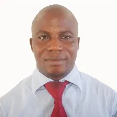 Oluwole Pelemo Headshot