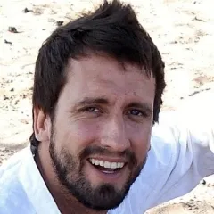 Esteve Corbera Headshot