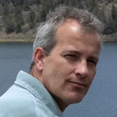 Dirk Thielen Headshot