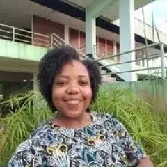 Sharona Jurgens Headshot