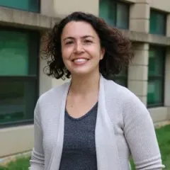 Kate Nelson Headshot