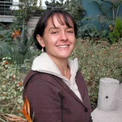 Veronique Sophie Avila Foucat Headshot