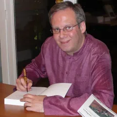 Olivier Ducourtieux Headshot